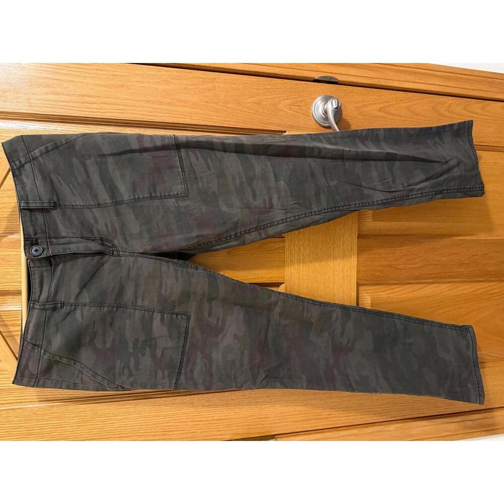 Sanctuary Women's Camouflage Casual Pants Size 28